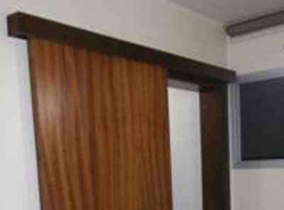 GUIDO PORTAS - Colocação, pintura e reforma de portas em Curitiba