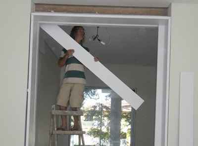 GUIDO PORTAS - Colocação, pintura e reforma de portas em Curitiba