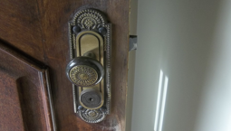 GUIDO PORTAS - Colocação, pintura e reforma de portas em Curitiba